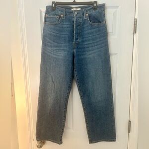 NWOT Levi’s high rise button fly boyfriend crop jeans